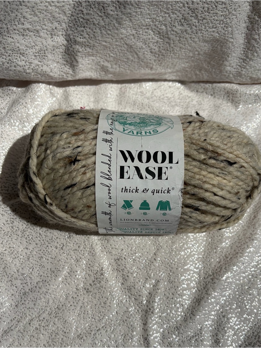 Lion’s Brand WOOL EASE - OATMEAL #124 Thick & Quick Yarn